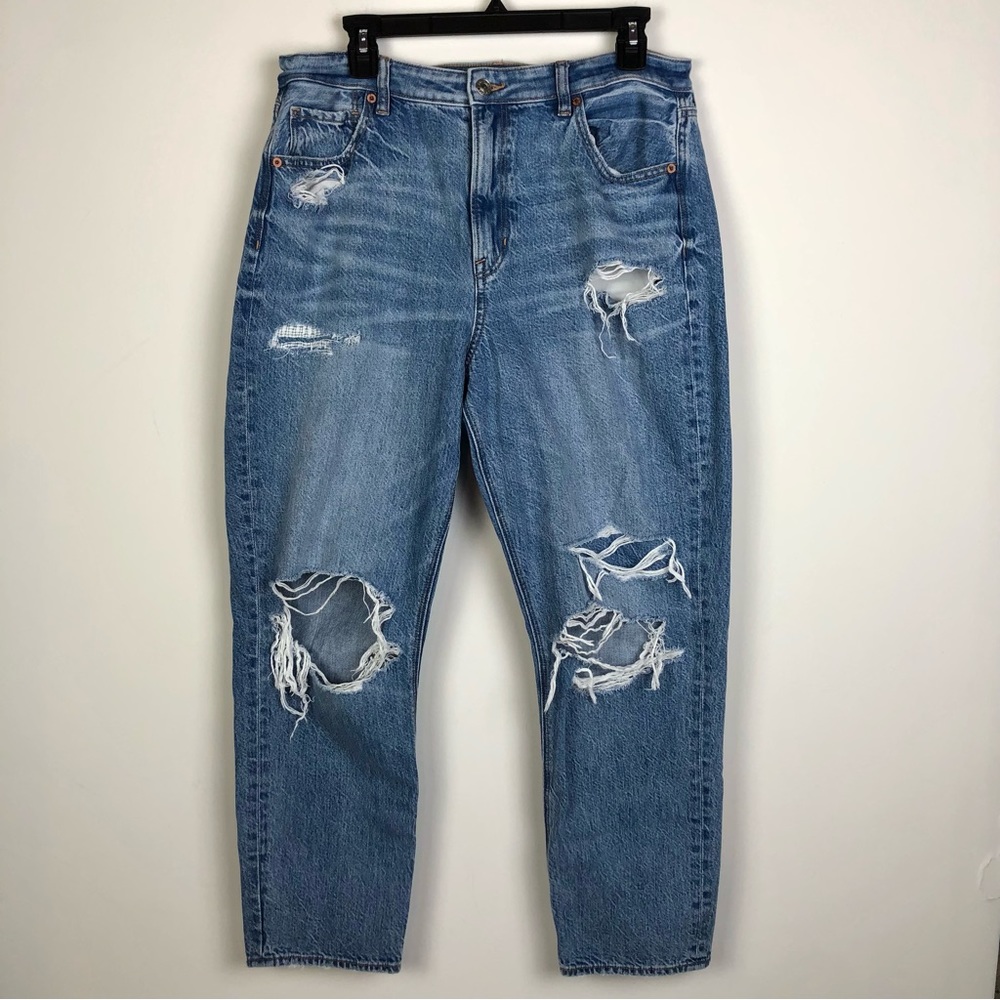 American Eagle High Waist Straight Leg Distressed Mom Jeans Size 14